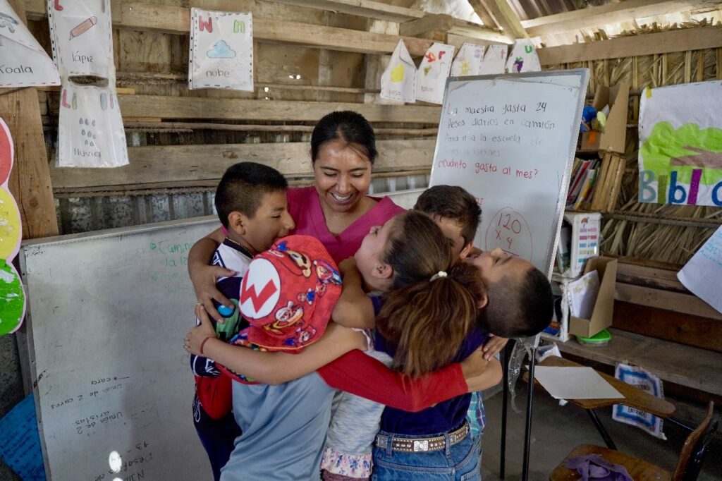 Anuncia convocatoria para que figuras educativas del Conafe estudien la Licenciatura en Educación Primaria