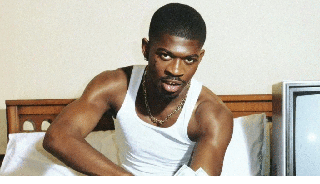 Lil Nas X se declara inocente de agredir a policías mientras caminaba desnudo en Los Ángeles