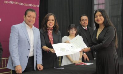 CECyTEH entrega 42 títulos a egresados en Mineral de la Reforma