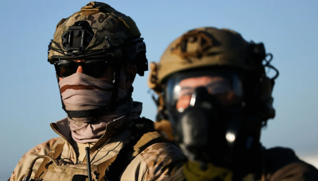 California prohíbe uso de máscaras al ICE