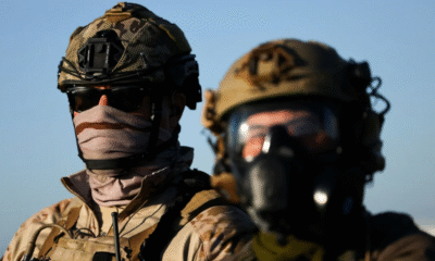 California prohíbe uso de máscaras al ICE