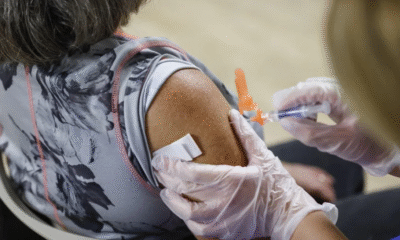 Donald Trump pide publicar tasa de éxito de vacunas Covid-19