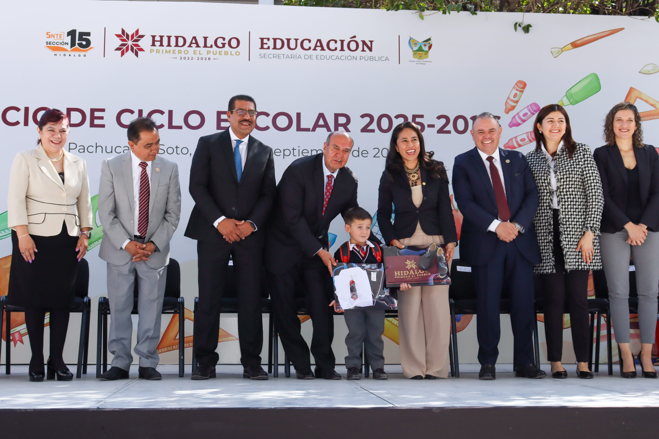 Natividad Castrejón encabezó el inicio el Ciclo Escolar 2025-2026 e inauguró la primaria Ignacio Zaragoza