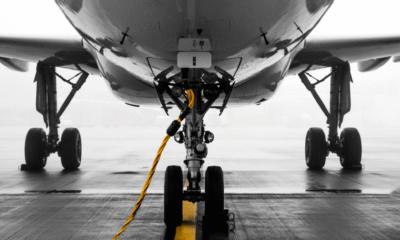 Niño de 13 años se oculta en el tren de aterrizaje y sobrevive a un vuelo de Kabul a Nueva Delhi