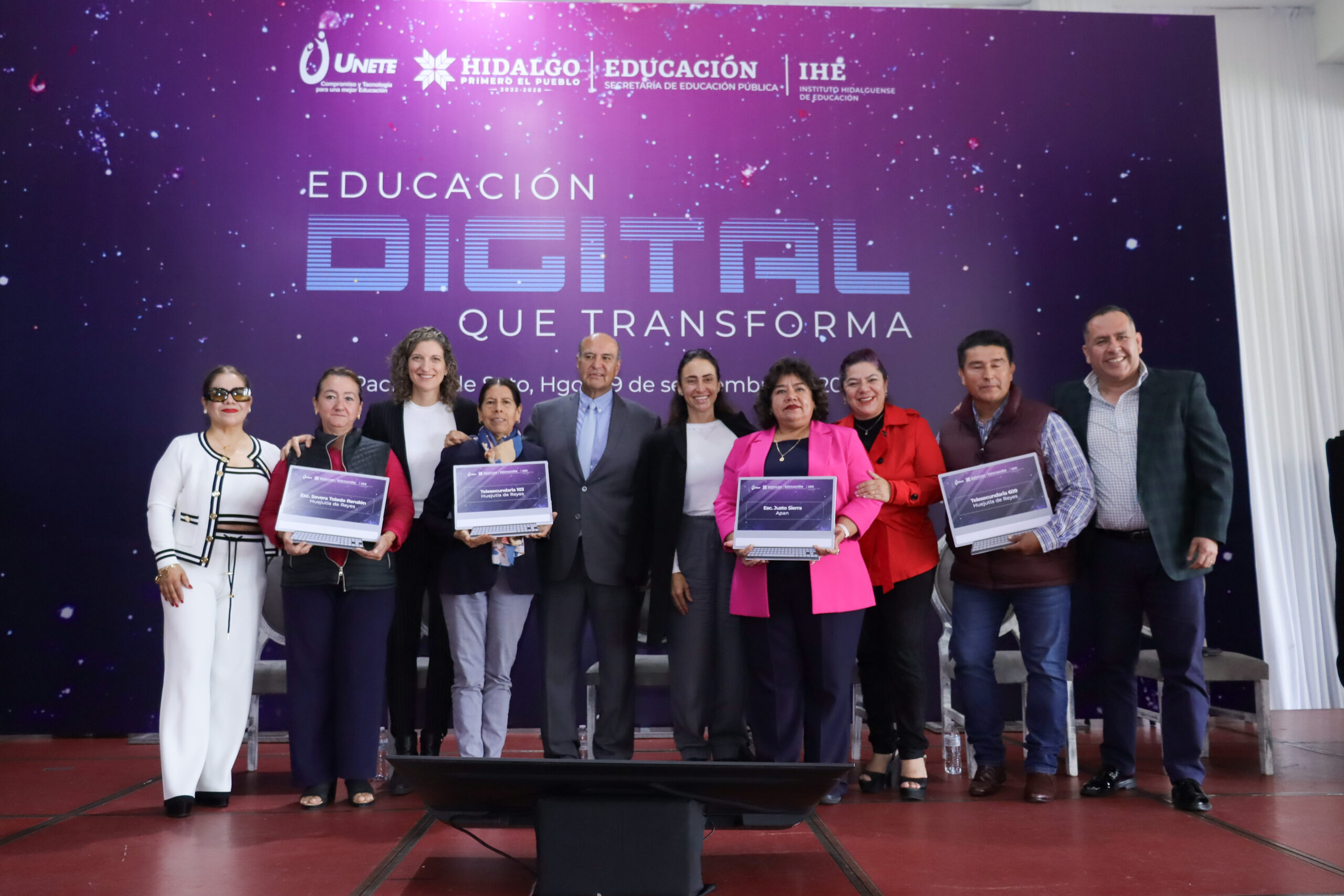 SEPH y Fundación UNETE equipan 30 escuelas con tecnología educativa
