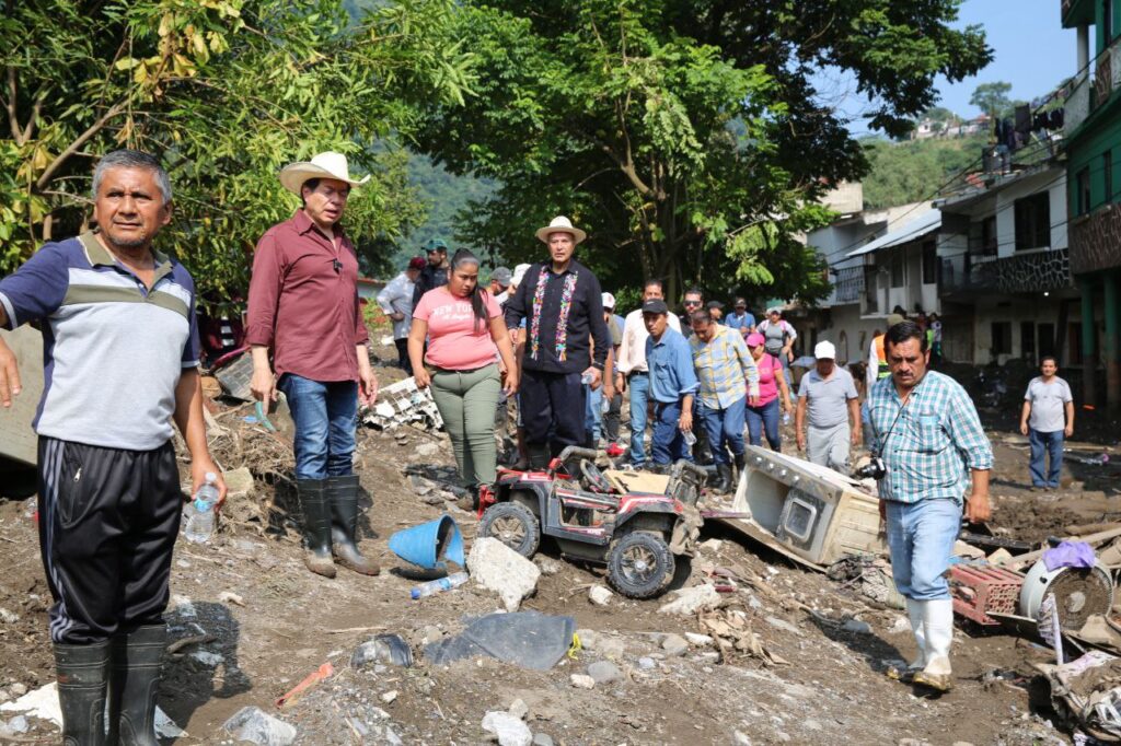 SEP federal y estatal evalúan daños en la región Otomí–Tepehua