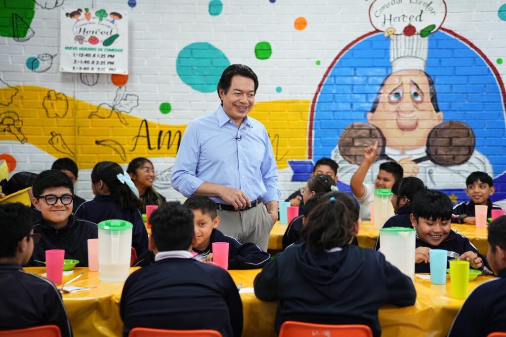 323. 86% de los planteles escolares ya no venden comida chatarra, impulsamos una alimentación sana