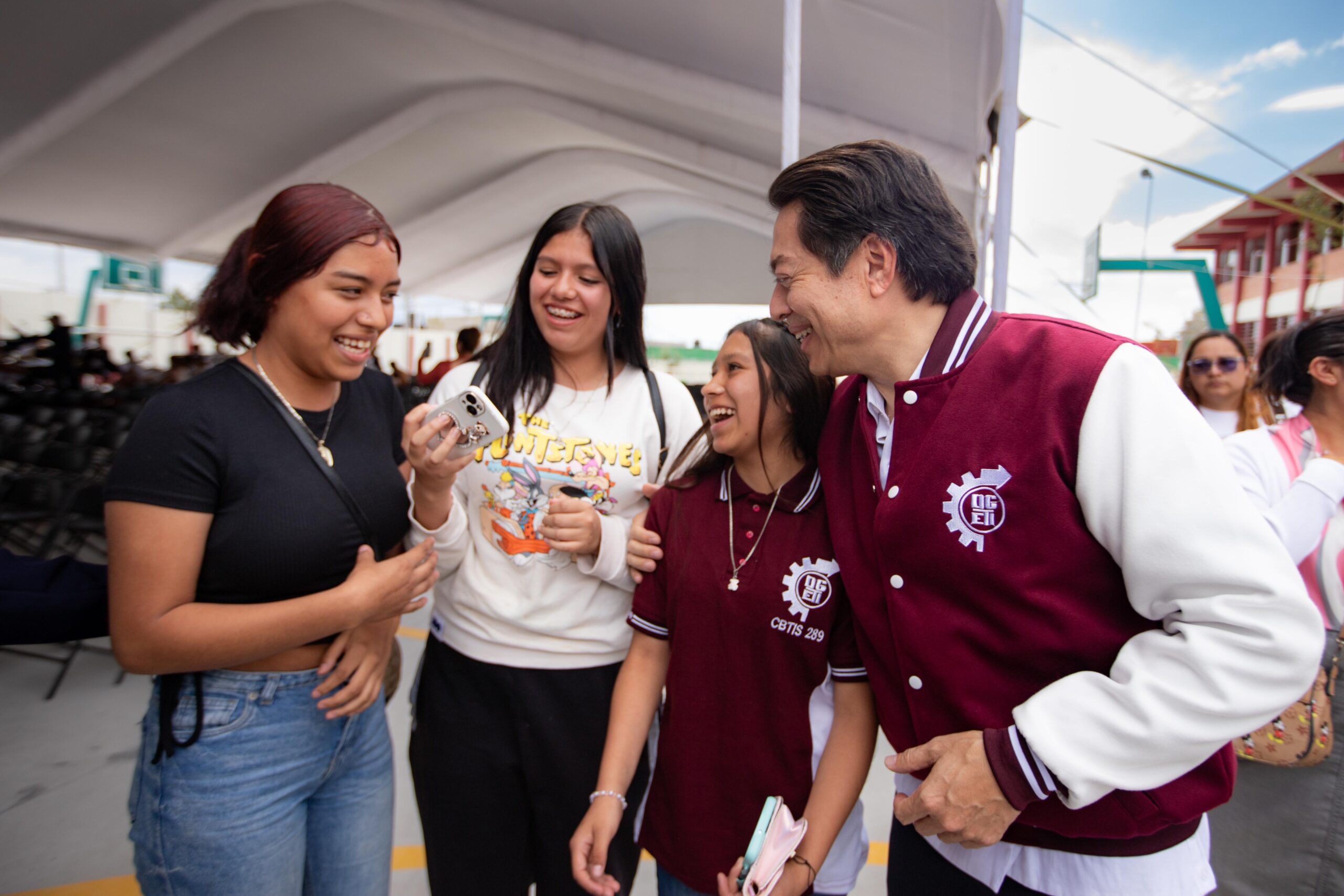 Sistema Nacional de Bachillerato doble certificación, mejores planes de estudio y nuevas carreras