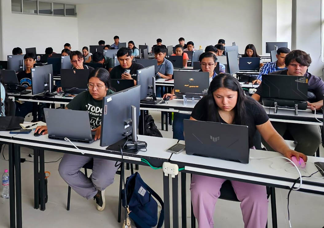 UPH fortalece la formación profesional con educación continua
