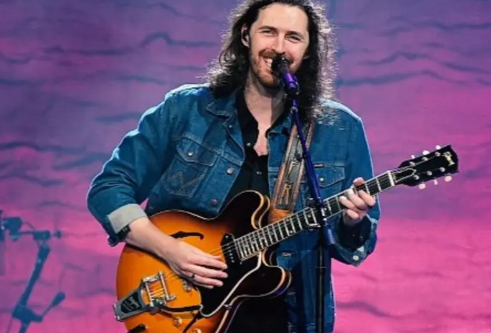 Hozier en Palacio de los Deportes: setlist, cómo llegar y lo que debes saber del concierto
