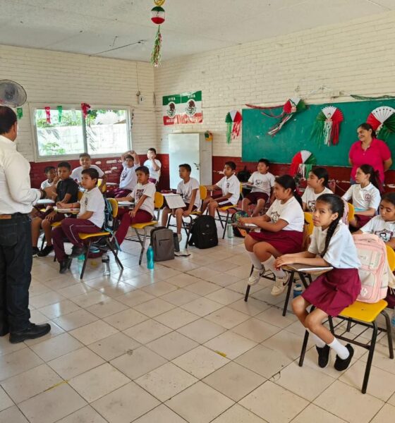 Regresan a clases presenciales más de 182 estudiantes de 2 mil 442 planteles de estados afectados por lluvias