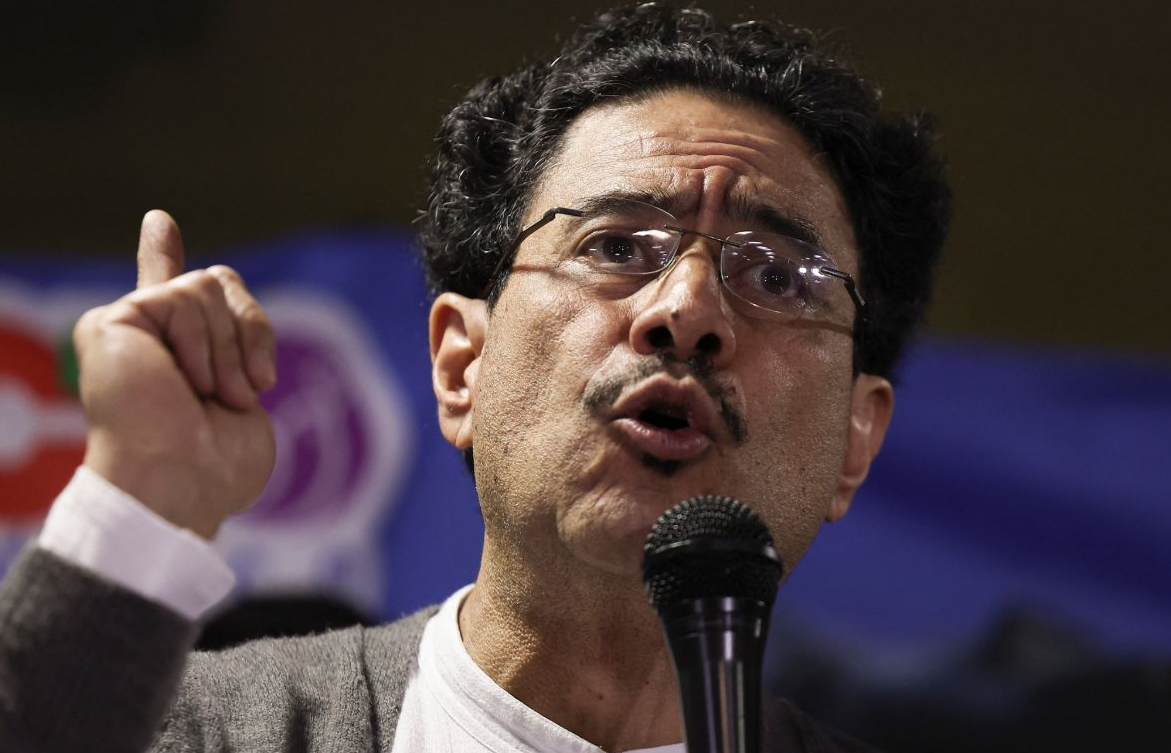 Iván Cepeda se convierte en el candidato presidencial del partido de Petro