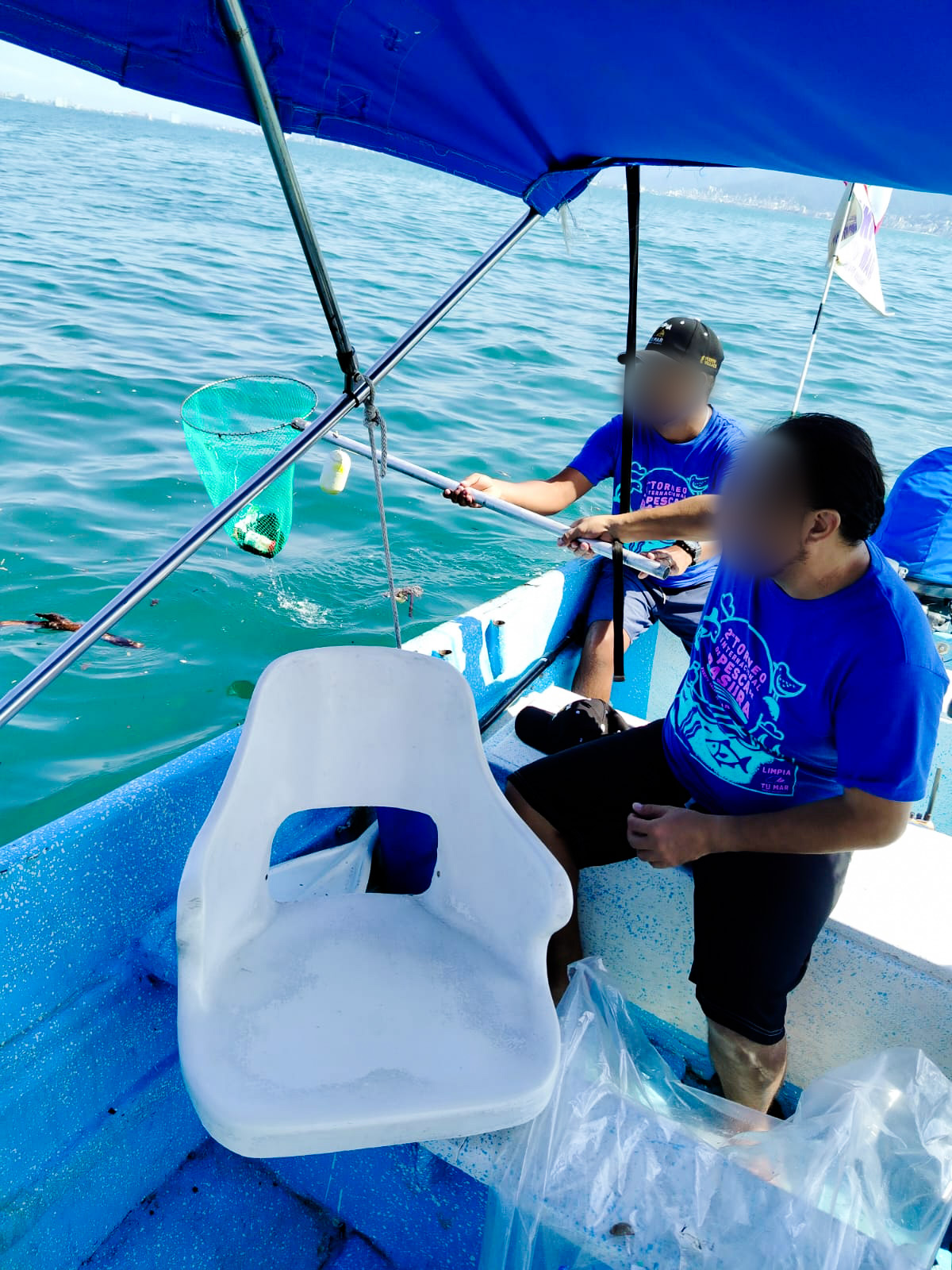 Recolectan más de 3.5 ton de residuos durante Torneo de Pesca de Basura, en Puerto Vallarta