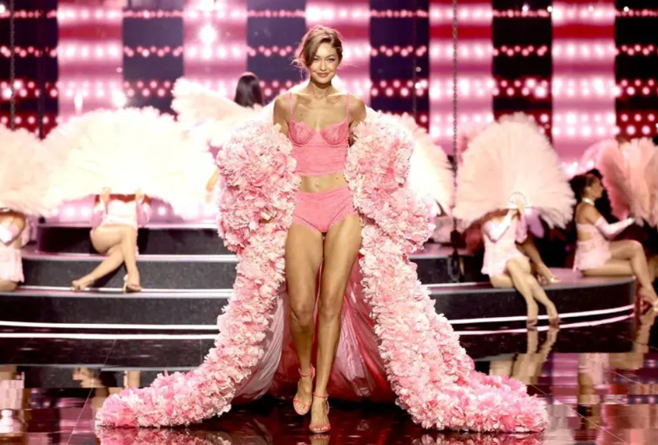 Los momentos más espectaculares del Victoria’s Secret Fashion Show 2025