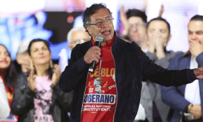 Miles marchan en Bogotá en apoyo a Petro frente a Trump