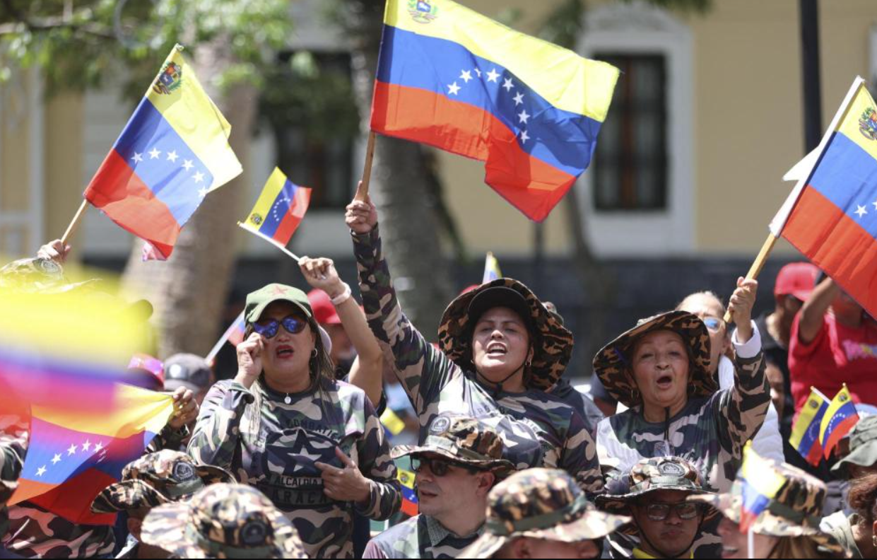 Militares venezolanos se preparan para un eventual conflicto con Estados Unidos