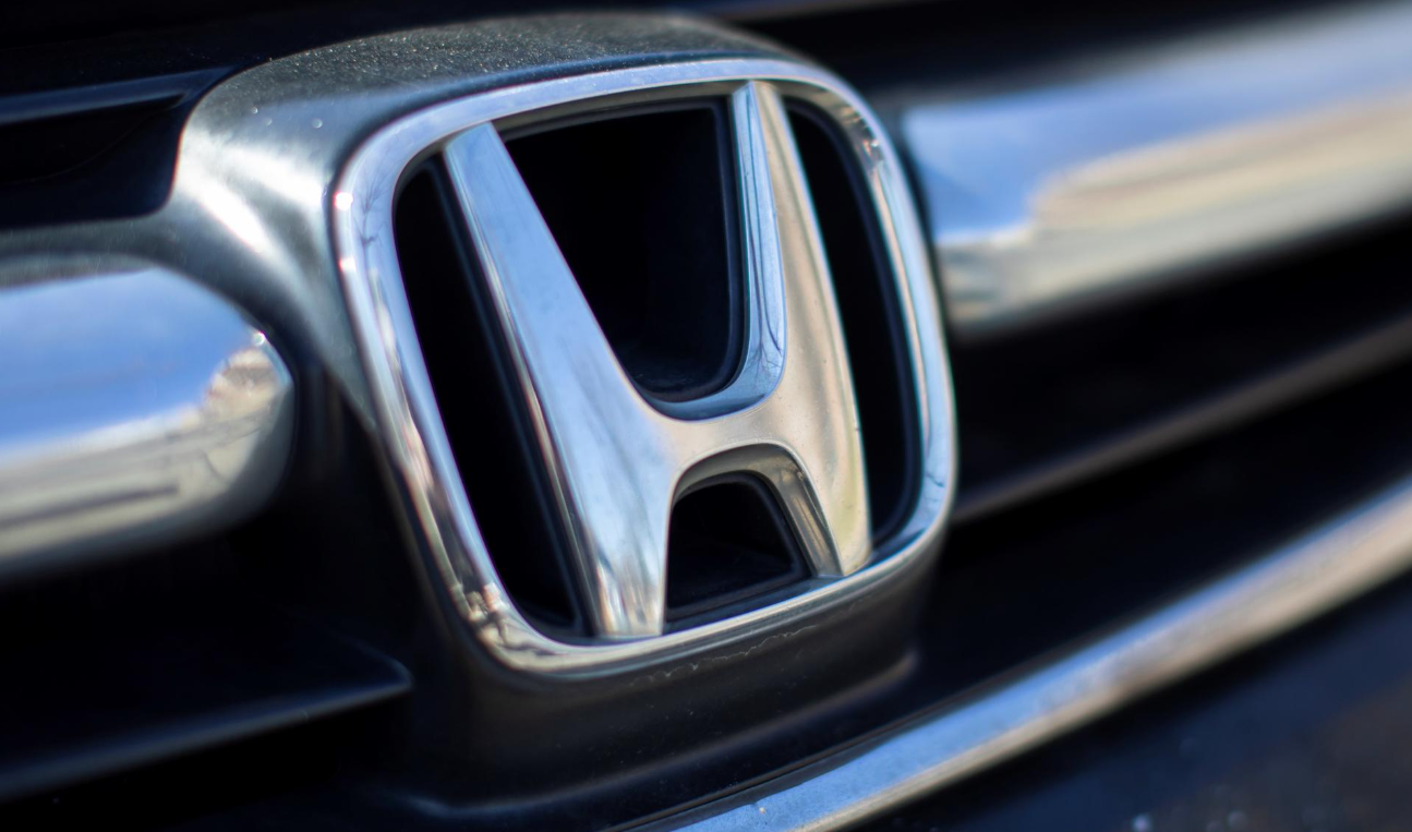 Profeco alerta por fallo en mil 375 vehículos Honda y Acura