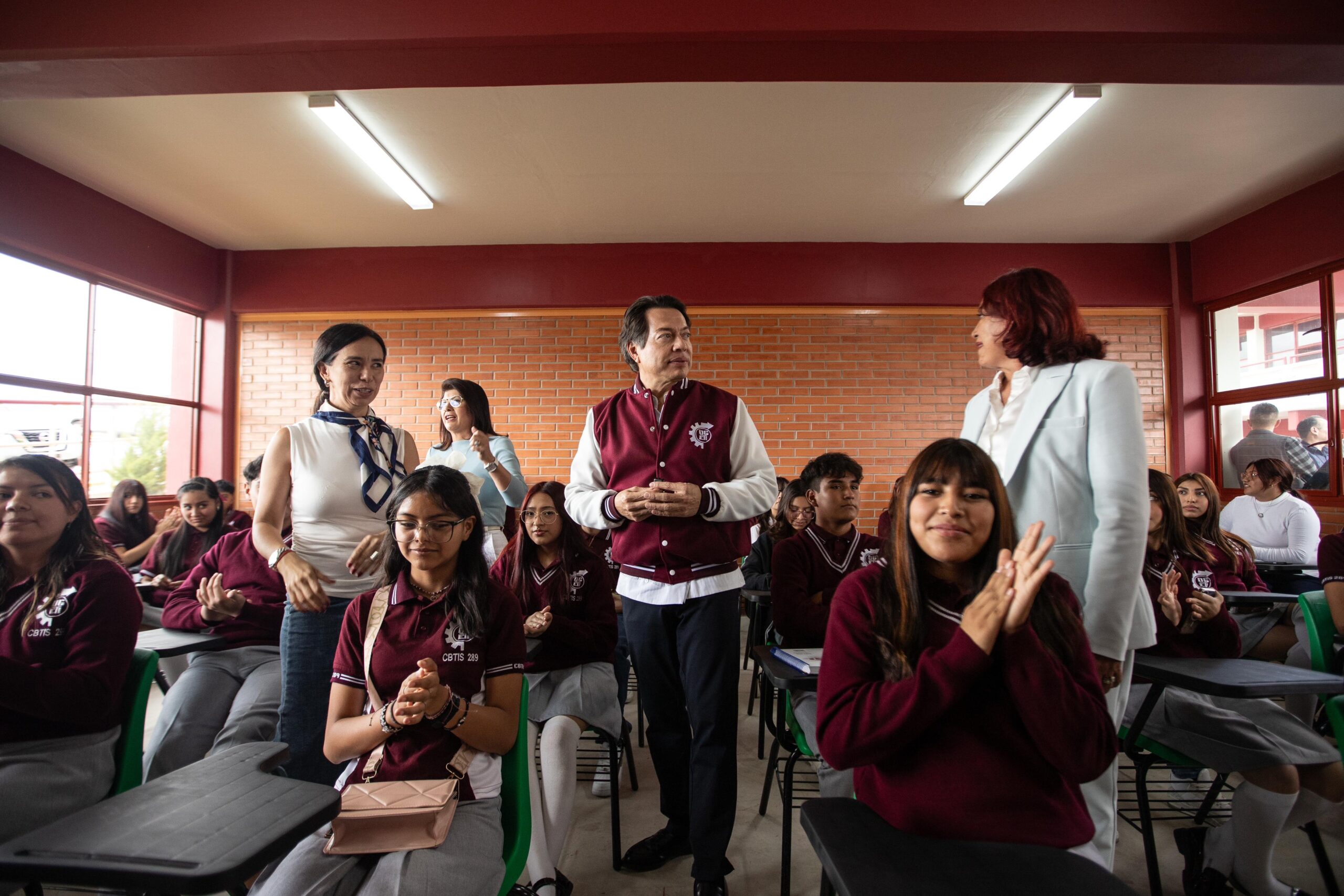 Con 20 nuevos bachilleratos y 37 mil 500 lugares más, se garantiza el derecho a estudiar a las y los jóvenes