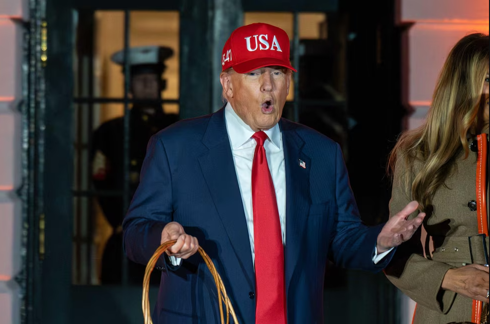 Donald Trump aseguró que Nueva York “no sobrevivirá” si el demócrata Mamdani gana la alcaldía y pidió votar por Cuomo