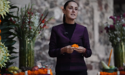 Sheinbaum dedica ofrenda de Palacio Nacional a mujeres indígenas