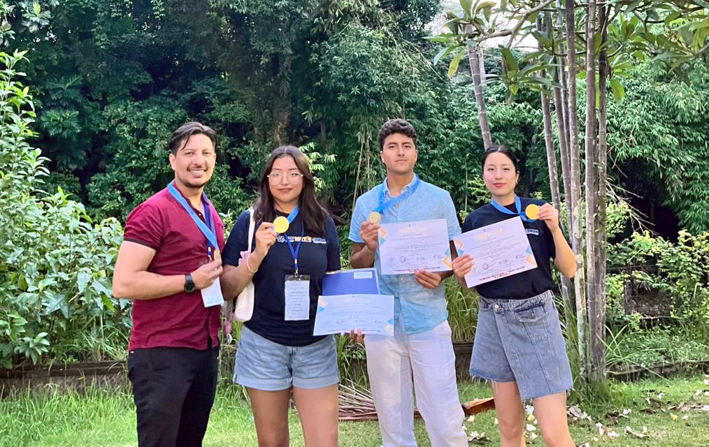 Estudiantes de la UPP ganan oro en certamen internacional de ciencia