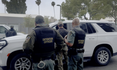 Gobernador de Carolina del Norte condena redadas migratorias