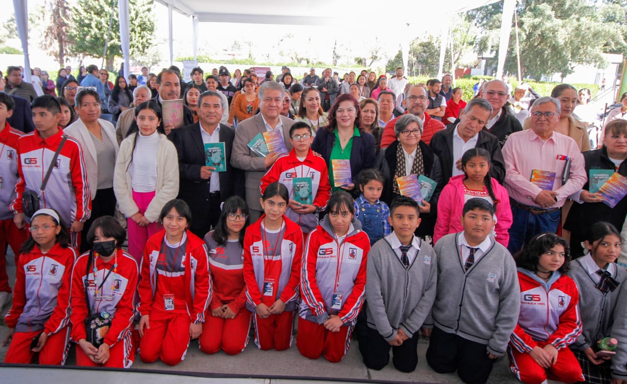 IHE acerca la lectura a la comunidad estudiantil con feria literaria