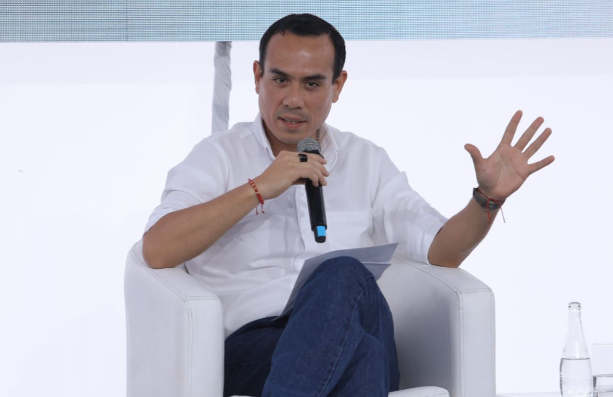 Presidente de Perú no descarta ingresar a Embajada de México para detener ex primera ministra