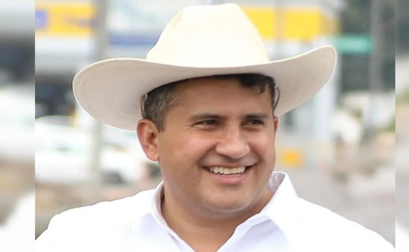 Revelan primeros videos del modus operandi del asesino de Carlos Manzo