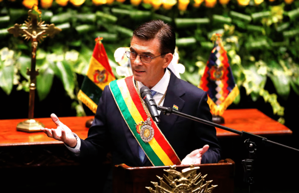 Rodrigo Paz asume la presidencia de Bolivia