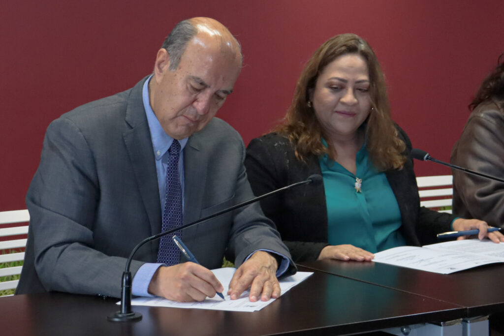SEPH e IEEH firman convenio de colaboración para ejercicio consultivo