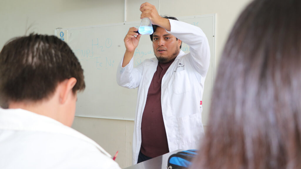 UTMZ impulsa el interés científico y tecnológico en niñas y niños