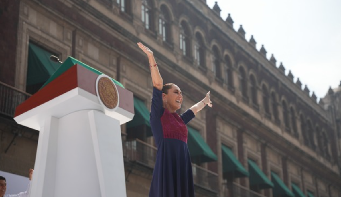 Ante 600 mil personas en el Zócalo, Presidenta sostiene: México avanza con dignidad, justicia, unidad y con la fuerza invencible del pueblo