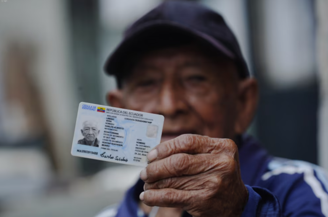 Ecuatoriano de 123 años busca validar su edad para convertirse en el hombre más longevo del mundo