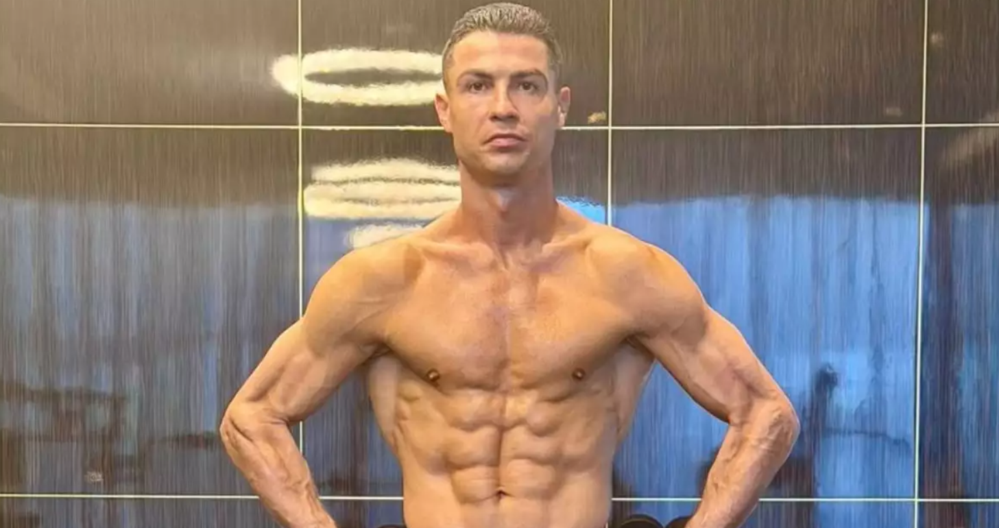 La foto viral de Cristiano Ronaldo que demuestra que el tiempo no pasa para su físico