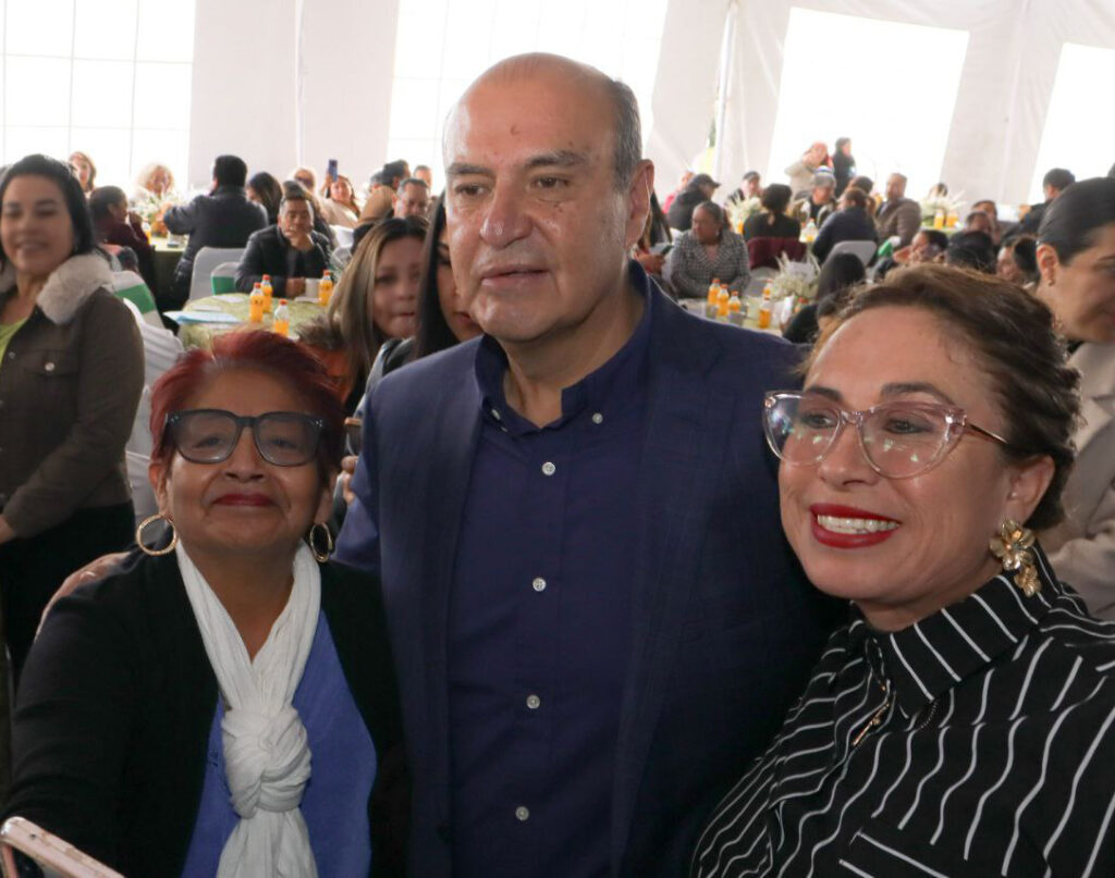 SEPH y SNTE reconocen el trabajo del personal administrativo