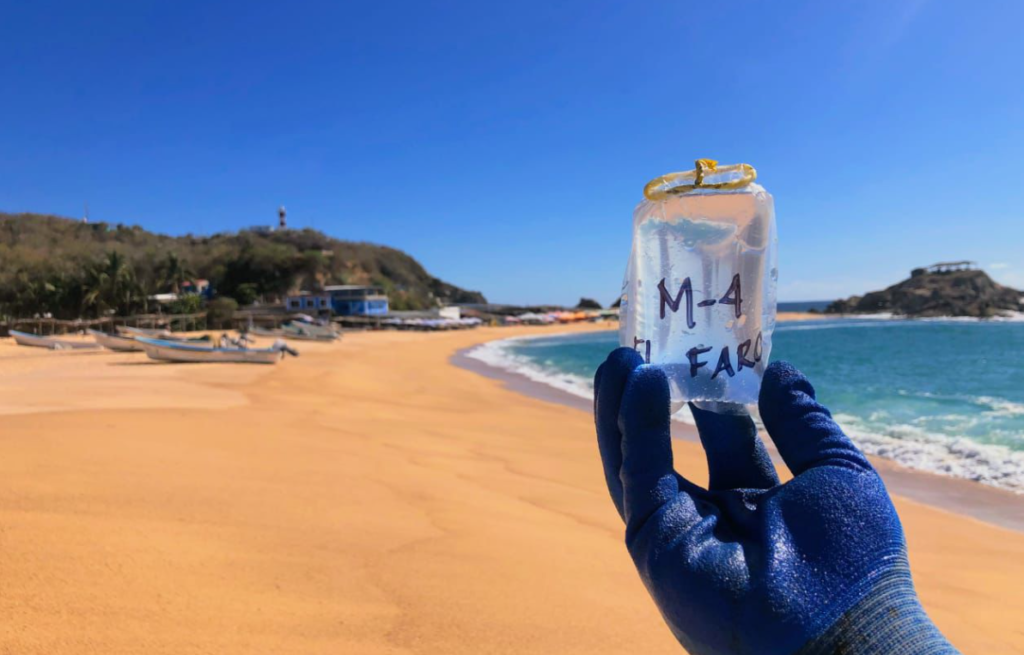 Se reduce contaminación en playas de México