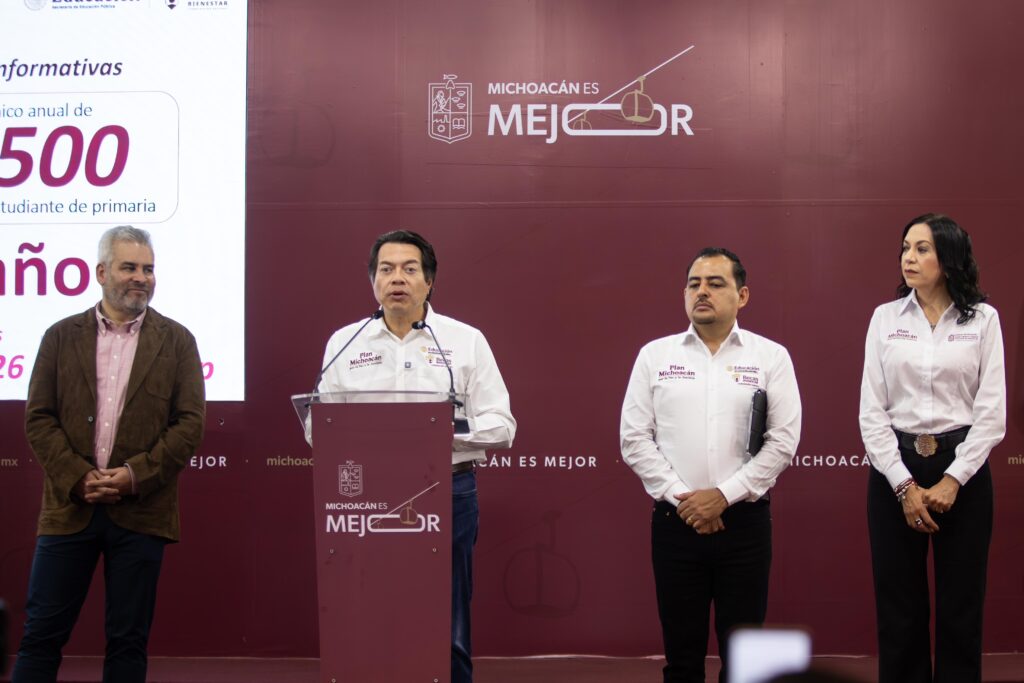 Mario Delgado y Alfredo Ramírez anuncian la entrega de la Beca Gertrudis Bocanegra a 44 mil estudiantes de nivel Superior