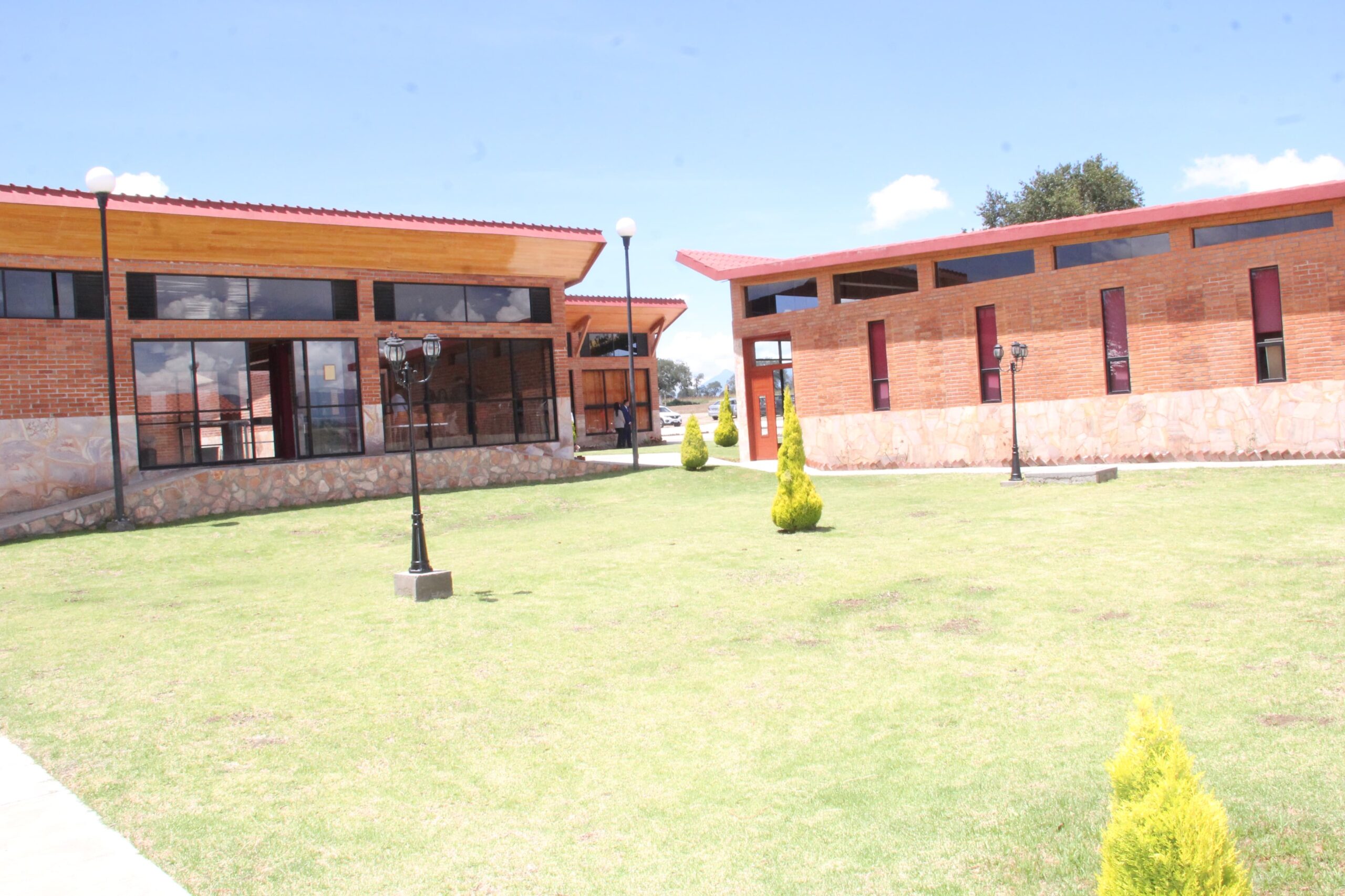 Fortalece Gobierno de México acceso de jóvenes a la Educación Superior a través de las 215 UBBJG: Mario Delgado