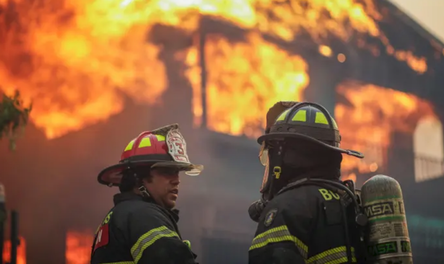 Incendios forestales dejan 20 muertos en Chile