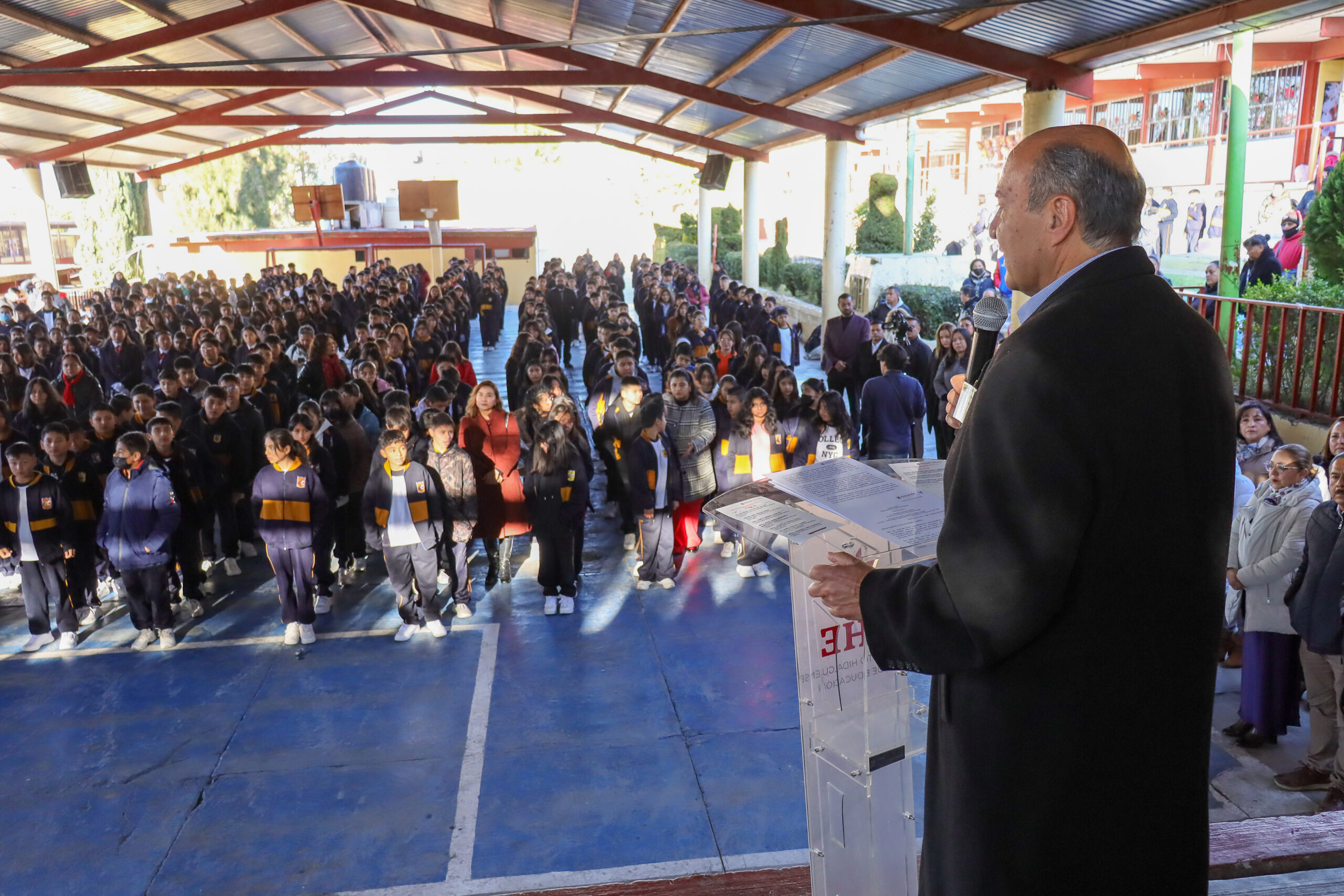 Natividad Castrejón encabeza regreso a clases en la Secundaria General No. 3