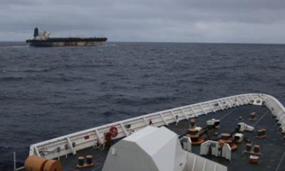 Rusia confirma la liberación de dos tripulantes del buque abordado por EE.UU. en el Atlántico norte