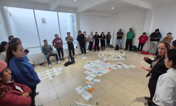 Capacitan a docentes en Pedagogía del Arte