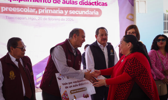 SEPH fortalece infraestructura educativa: entrega equipamiento en 30 aulas didácticas