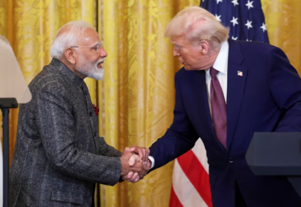 Donald Trump anunció un acuerdo comercial con India para reducir los aranceles