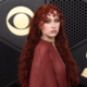 Los secretos detrás del polémico vestido de Chappell Roan en los Grammy 2026