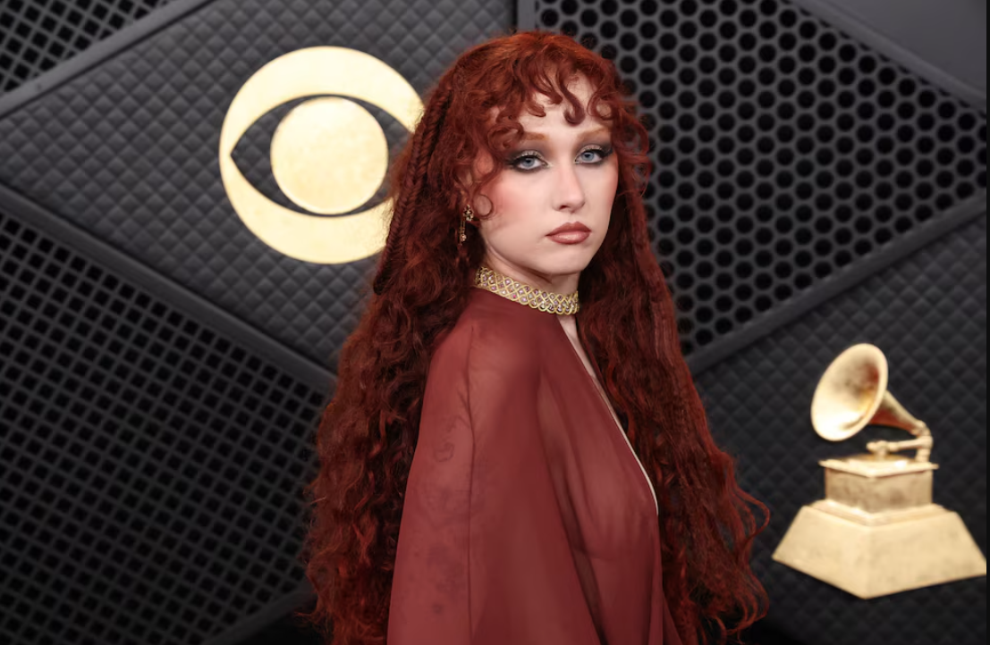 Los secretos detrás del polémico vestido de Chappell Roan en los Grammy 2026