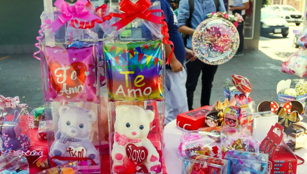 Profeco brinda consejos para cuidar la economía ante festejos del 14 de febrero