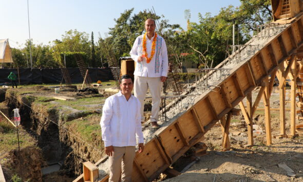 Avanza construcción del Auditorio con Cancha de Usos Múltiples en la UTHH