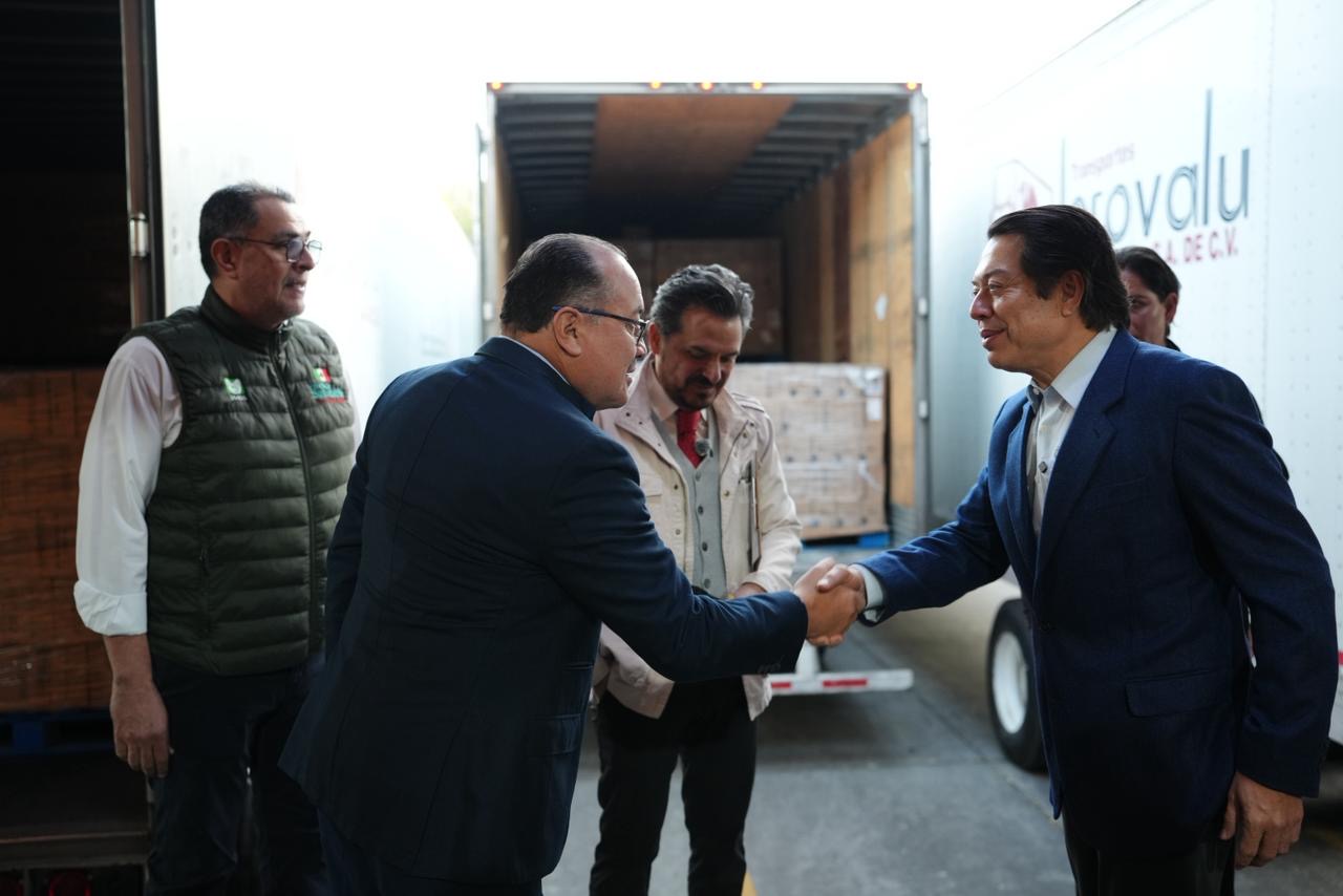 Educación e IMSS reciben donación de casi 4 millones de cepillos dentales para fortalecer la salud bucal en primarias